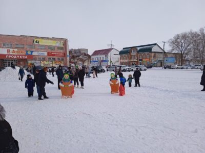 Масленицу гулять - зиму провожать!