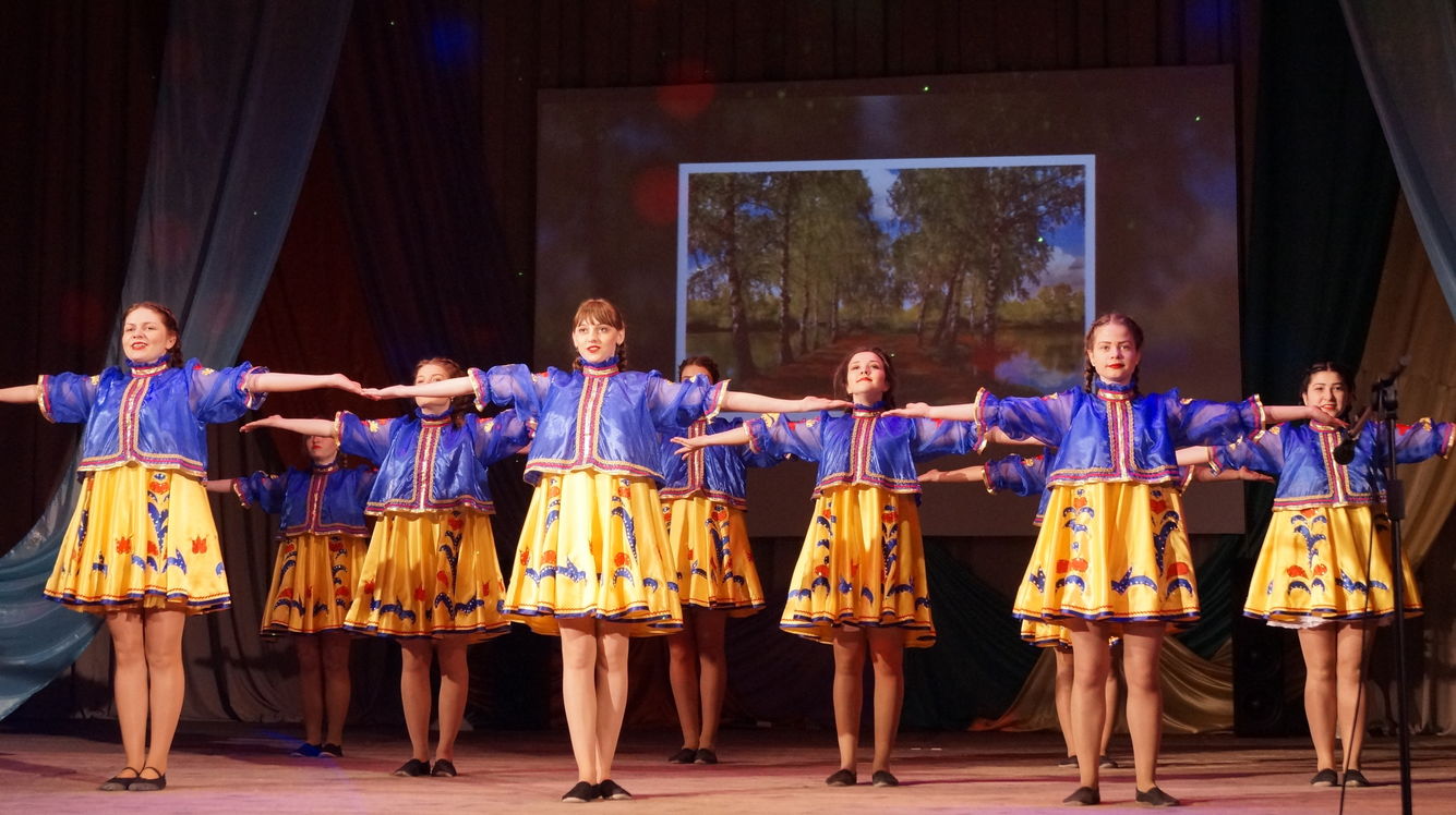 Праздничный концерт "Весенний букет"