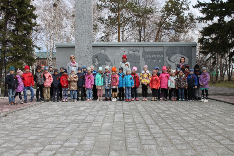 Участие в краевом патриотическом флешмобе "Связь поколений не прервётся"