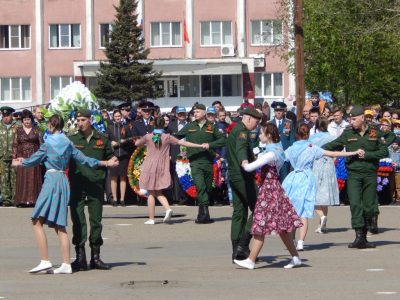 "Слава мир отстоявшим" - Дню Великой Победы, в честь её 77-ой годовщины посвящается…